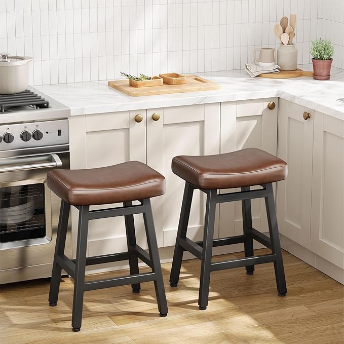 Counter Height Bar Stools Set of 2, 24 Inch Barstools for Kitchen Counter, Kitchen Stools with Bonded Leather Saddle Seats & Heavy Duty Metal Legs, Easy Assembly, Gray/White