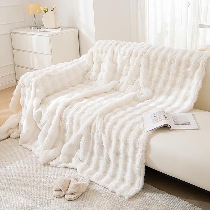 VM VOUGEMARKET Soft Warm Faux Fur Sofa Cover Thick Shaggy Fuzzy Sectional Couch Cover Plush Fluffy Blanket Cover for Couch Sofa Bed(White,71" x 134")