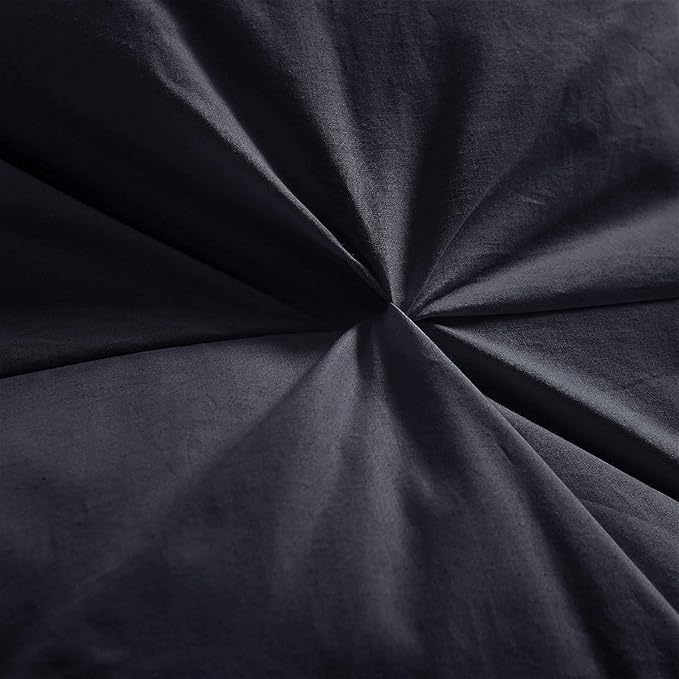 Luxurious All-Season Goose Down Feather Fiber Comforter Twin Size Duvet Insert, Exquisite Pinch Pleat Design, Premium Baffle Box, 100% Egyptian Cotton Cover, 50 oz. Fill Weight, Black