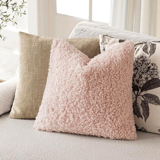 Foindtower 2 Pieces 20x20 Inch Light Pink, Faux Fur Throw Pillow Cover Accent Sherpa Furry Pillow Covers Fuzzy Soft Pillowcases Cozy Sheepskin Decorative Fleece Cushion Case for Bed Couch Living Room