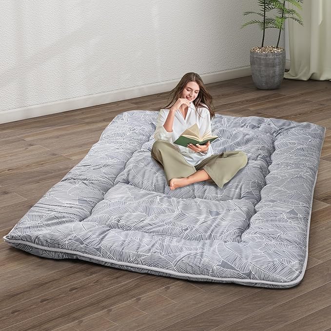 Japanese Floor Mattress,4" Thicken Japanese Floor Sleeping Pad Foldable,Futon Mattress Suitable for Camping and Guest Room (Grey, Queen (80" X 60"))