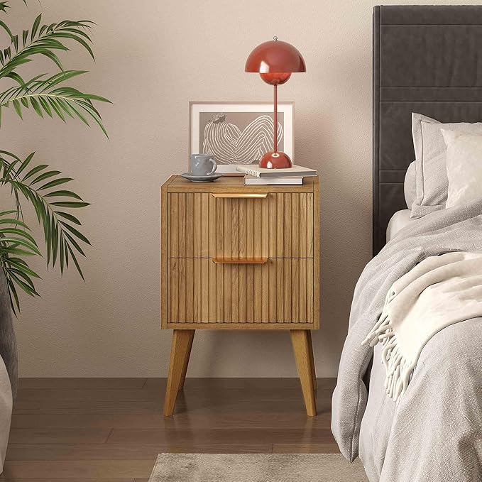 Fluted Nightstand with 2 Drawers,Modern Bedside Table with Metal Handles,White Side Table with Solid Wood Legs,Mid Century End Table for Living Room,Bedroom,Caramel Oak CTG55BR