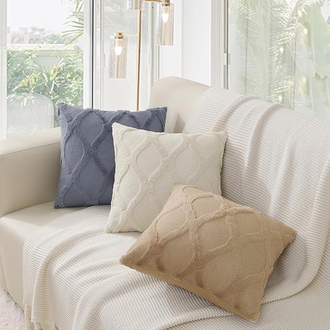 decorUhome Throw Pillow Covers 22x22 Inch Set of 2, Soft Plush Faux Fur Wool Beige Couch Pillow Covers, Decorative Neutral Pillow Cases for Bed Sofa Living Room Home Decor