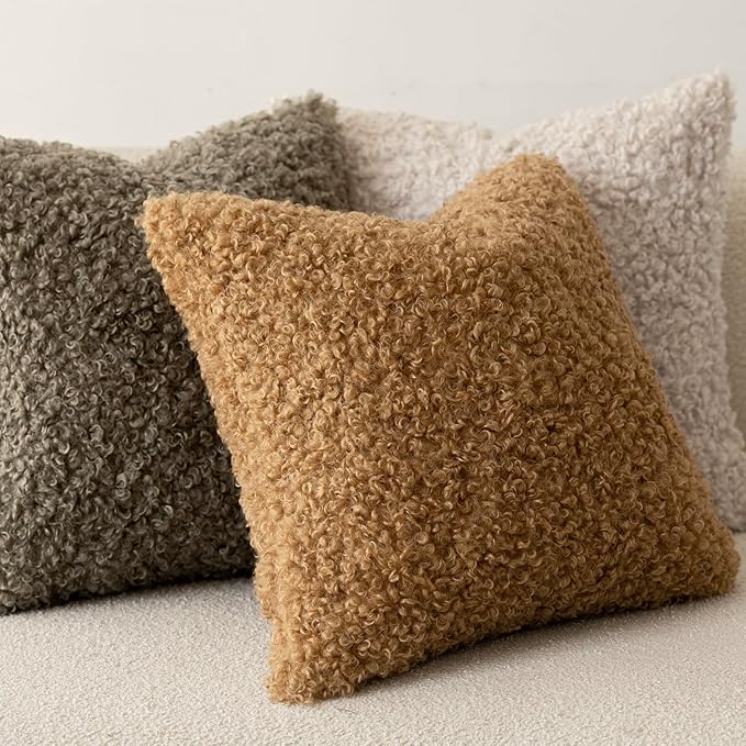 Foindtower 2 Pieces 16x16 Inch Bronze, Faux Fur Throw Pillow Cover Accent Sherpa Pillow Fuzzy Soft Pillowcases Sheepskin Decorative Fleece Cushion Case for Bed Couch Living Room
