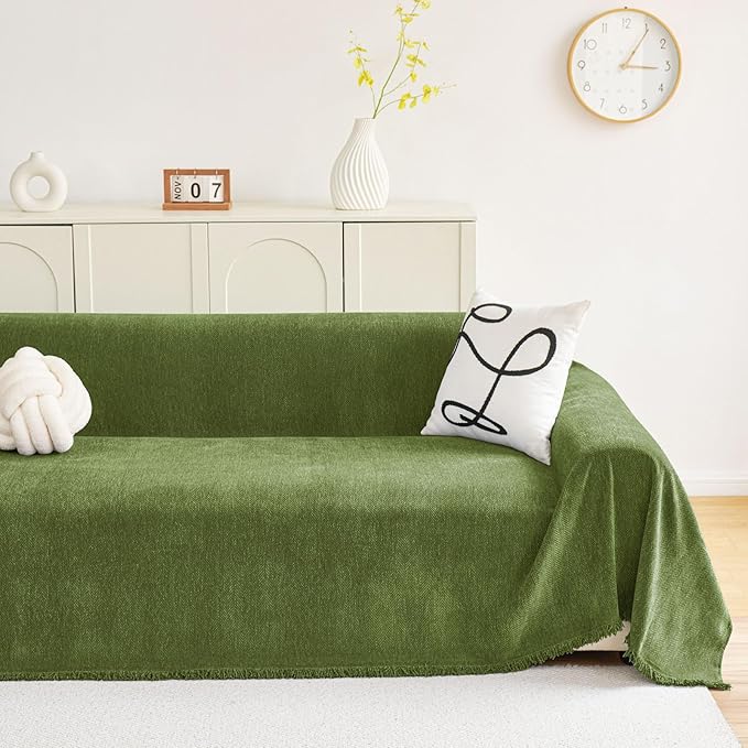 hyha Couch Cover for Dogs, Boho Sofa Covers for 3 Cushion Couch Washable, Chenille Sofa Slipcover for Pets, Soft Loveseat Sectional Couch Throw Blankets with Tassels (Green, 71x150 Inch)