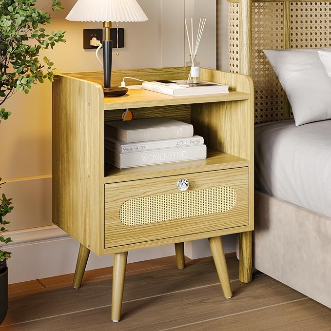End Table Set of 2 with Charging Station, Diamond Décor Nightstands Set of 2, Bedside Table Set of 2 with Solid Wood Legs, Light Oak