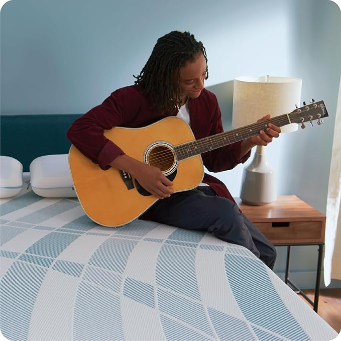 Sealy Dreamlife 14” Hybrid Mattress-in-a-Box, Twin, SealyComfort Gel Memory Foam, SealyResponsive Encased Coils, Machine Washable Cover