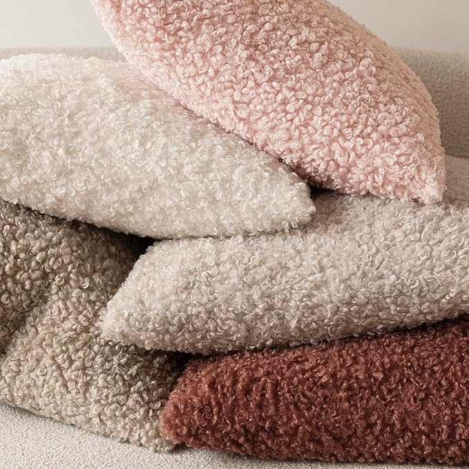 Foindtower 2 Pieces 22x22 Inch Light Pink, Faux Fur Throw Pillow Cover Accent Sherpa Furry Pillow Covers Fuzzy Soft Pillowcases Cozy Sheepskin Decorative Fleece Cushion Case for Bed Couch Living Room