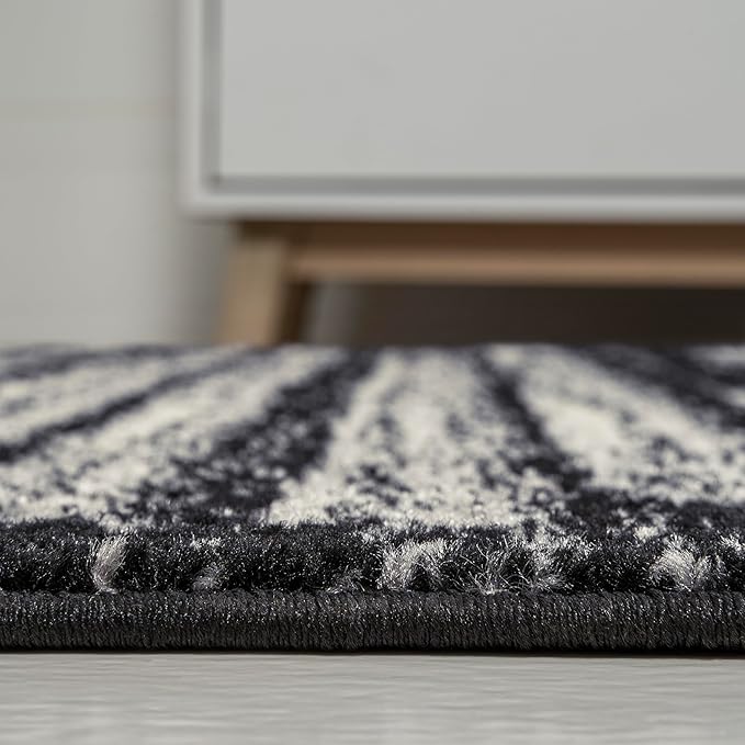 JONATHAN Y Khalil Modern Berber Stripe Black/Cream Indoor Area Rug, 8x10, Contemporary, Bohemian, Easy-Cleaning for Living Room, Bedroom, Kitchen, Pet Friendly, Non-Shedding (MOH207F-8)