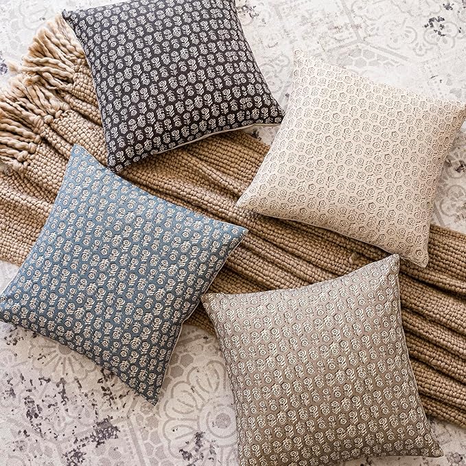 Foindtower Set of 2 Decorative Vintage Floral Print Throw Pillow Covers Neutral Modern Farmhouse Cushion Covers Boho Home Decor for Sofa Couch Chair Bedroom Living Room Outdoor,20×20 Inch,Dusty Blue