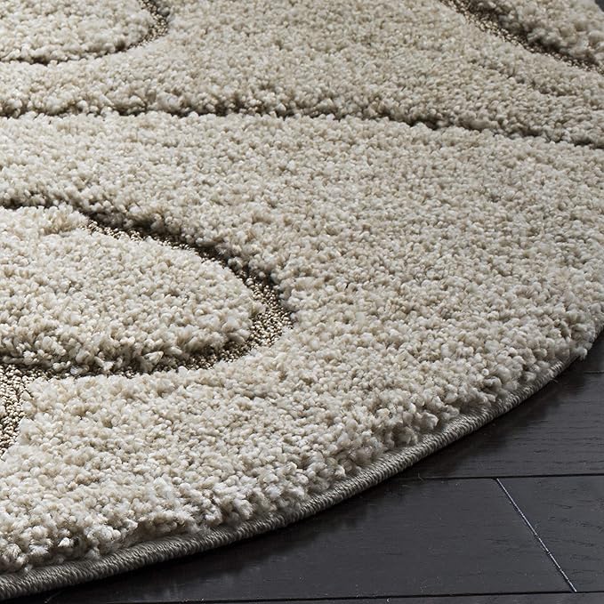 SAFAVIEH Florida Shag Collection Area Rug - 4' Round, Creme & Creme, Scroll Design, Non-Shedding & Easy Care, 1.2-inch Thick Ideal for High Traffic Areas in Living Room, Bedroom (SG455-1111)
