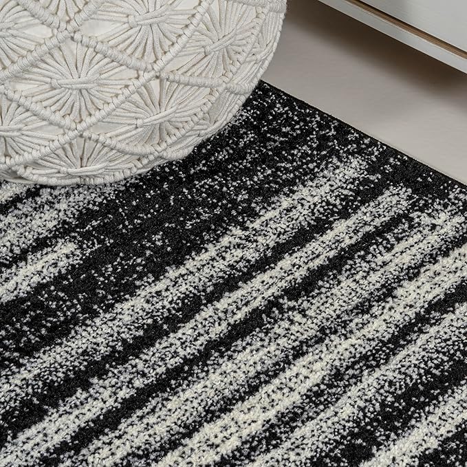JONATHAN Y Khalil Modern Berber Stripe Black/Cream Indoor Area Rug, 5x8, Contemporary, Bohemian, Easy-Cleaning for Living Room, Bedroom, Kitchen, Pet Friendly, Non-Shedding (MOH207F-5)