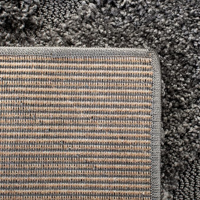 SAFAVIEH Florida Shag Collection Area Rug - 6'7" Square, Grey, Scroll Design, Non-Shedding & Easy Care, 1.2-inch Thick Ideal for High Traffic Areas in Living Room, Bedroom (SG455-8013)